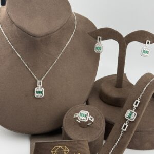 طقم باجيت اخضر